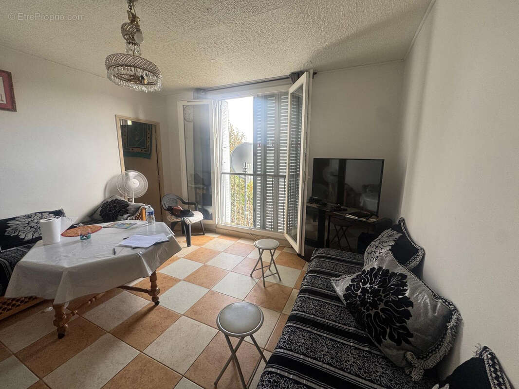 Valréas - appartement t3 - 2 chambres - photo 4