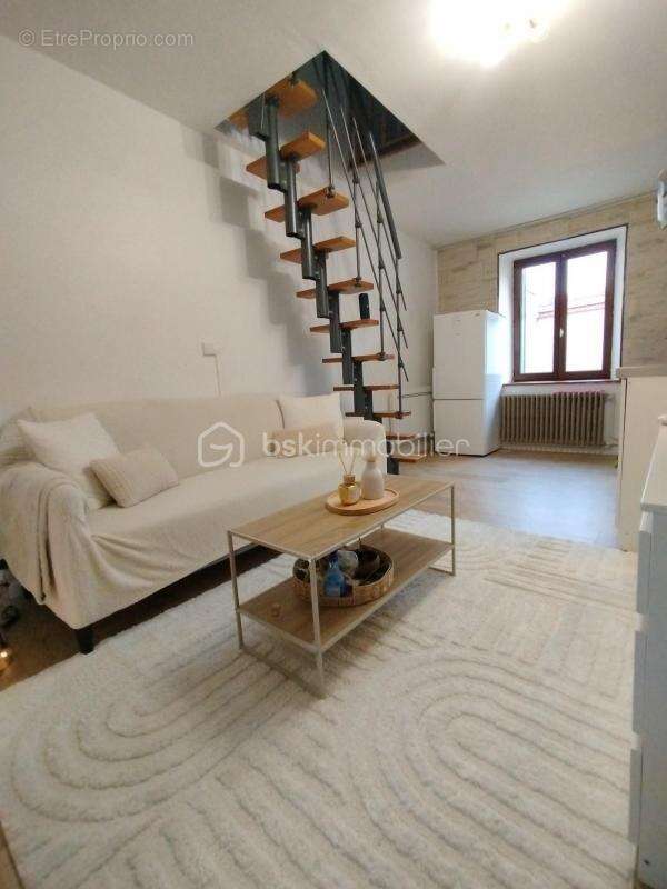 Appartement à DAMMARIE-LES-LYS