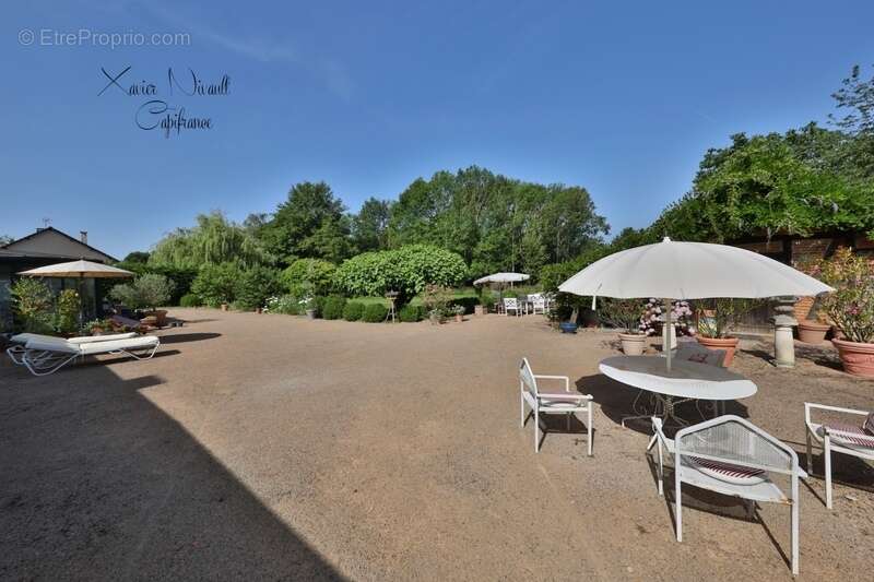 Maison à MONTPONT-EN-BRESSE