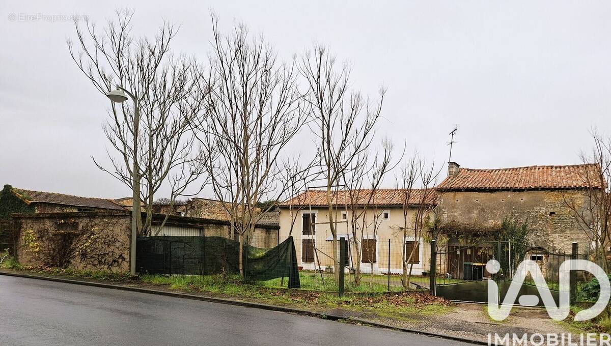 Photo 1 - Maison à AGRIS