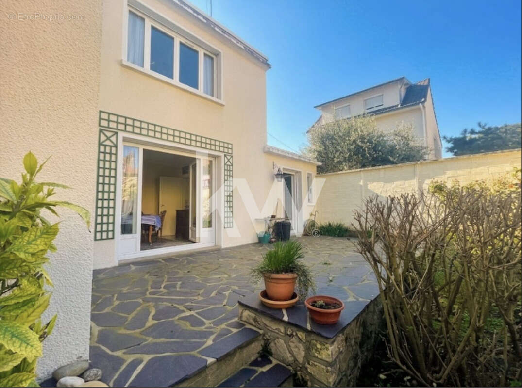 Maison 122 m² à Enghien-Les-Bains  - photo 8