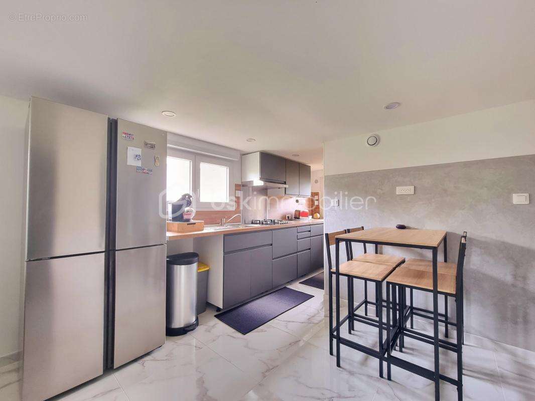 Maison à LONGUEVILLE