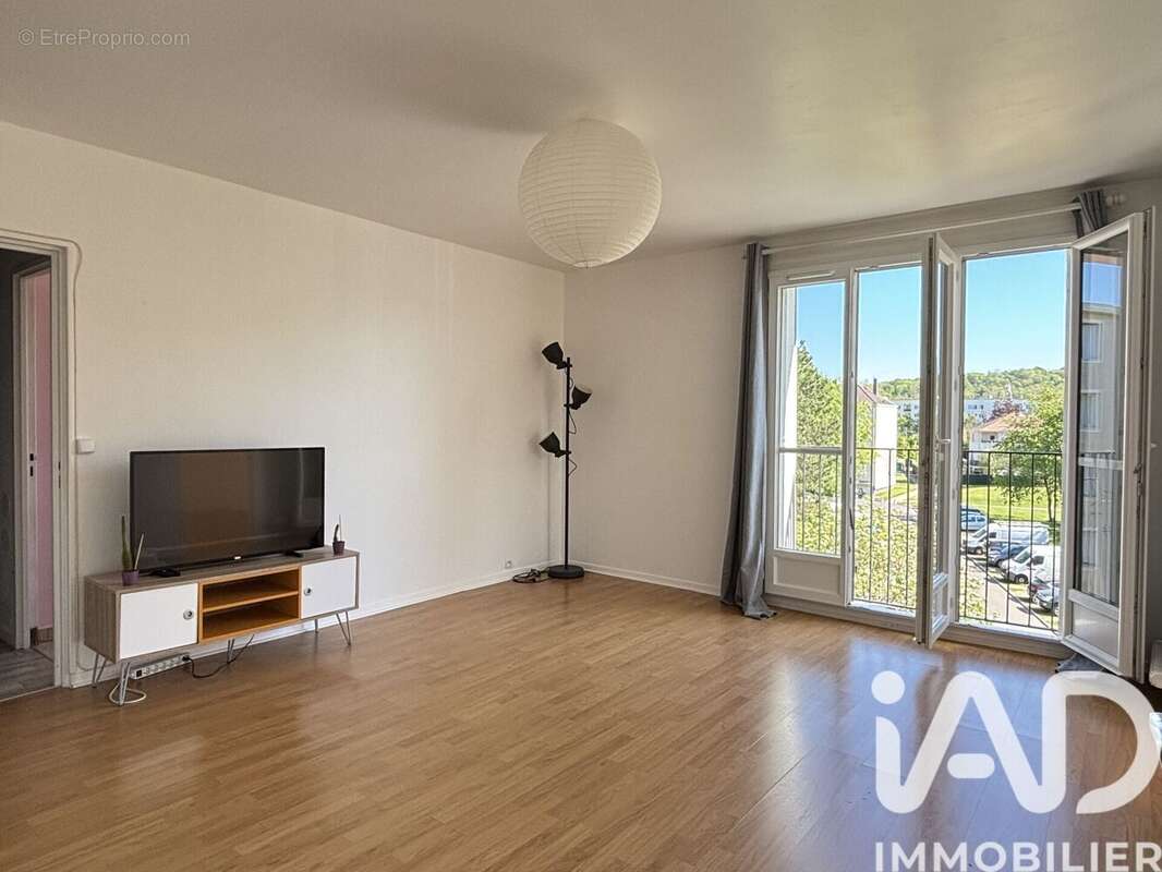 Photo 7 - Appartement à TAVERNY