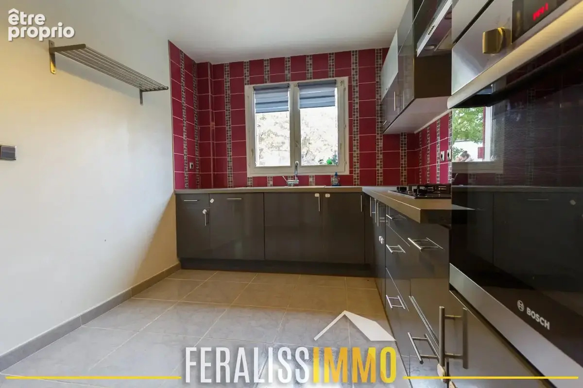 Maison familiale au calme, gare et commerces à pied ! - photo 9