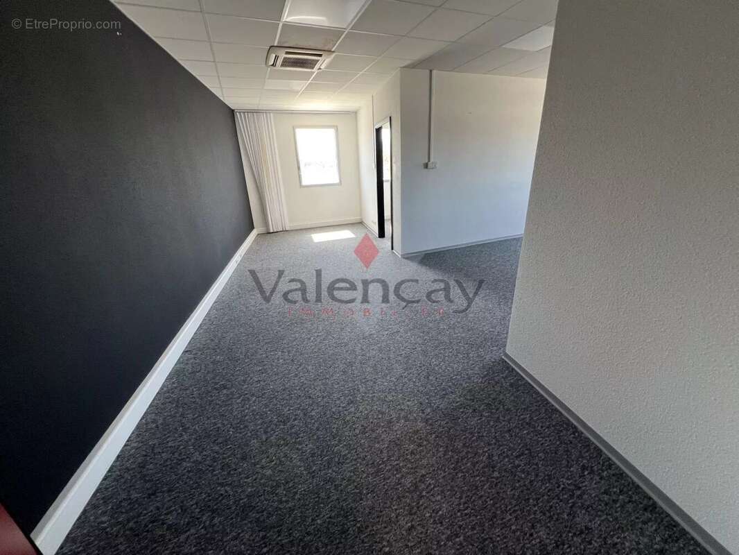 Lutterbach , cite de  l habitat  bureaux 64 m² env - photo 7