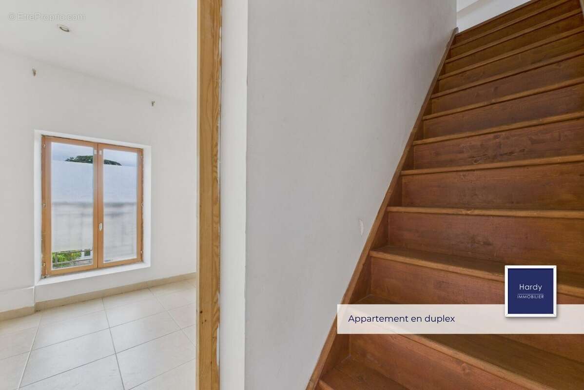 Appartement à PIERRELAYE