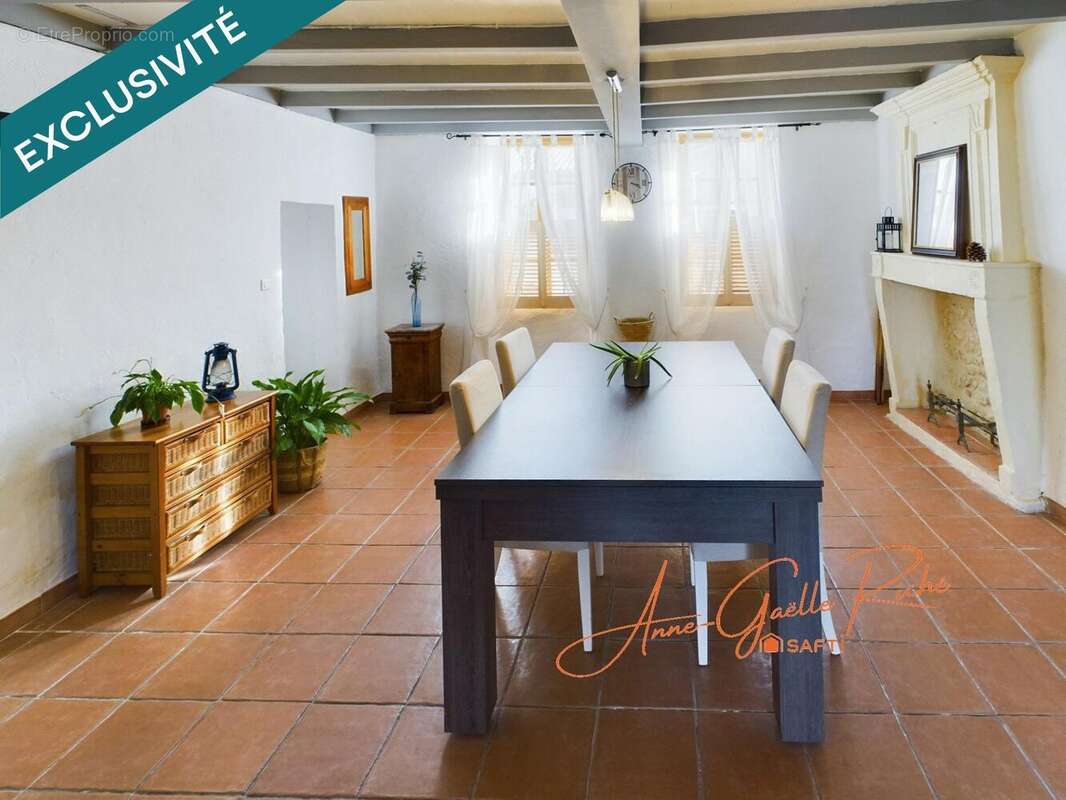 Maison 300 m² à Semoussac  - photo 7