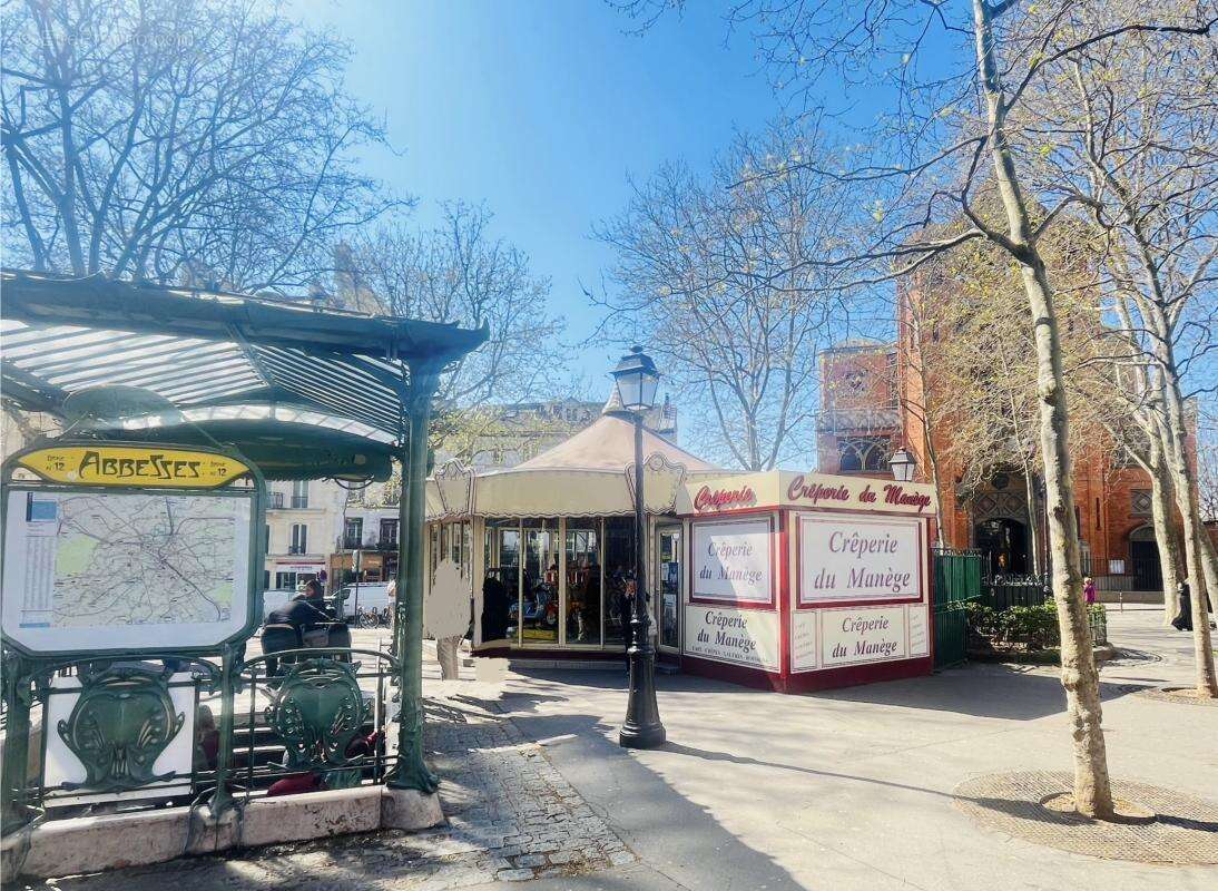 Appartement à PARIS-18E