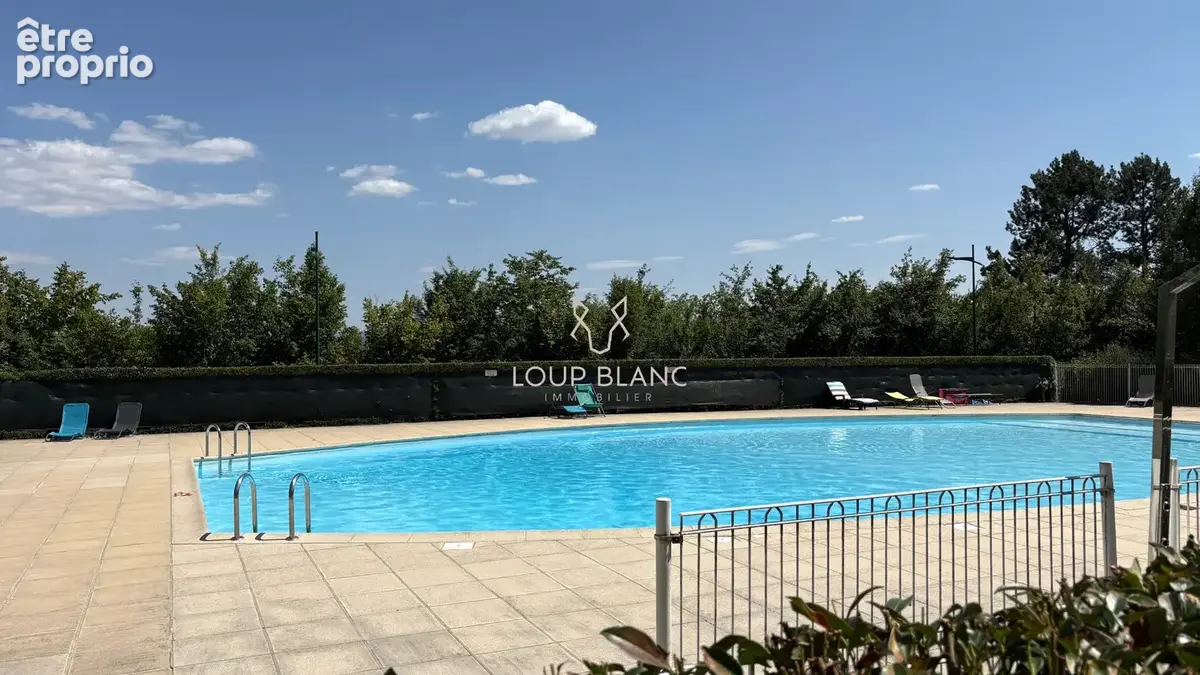 Appartement avec terrasse - Sainte-Suzanne - photo 7