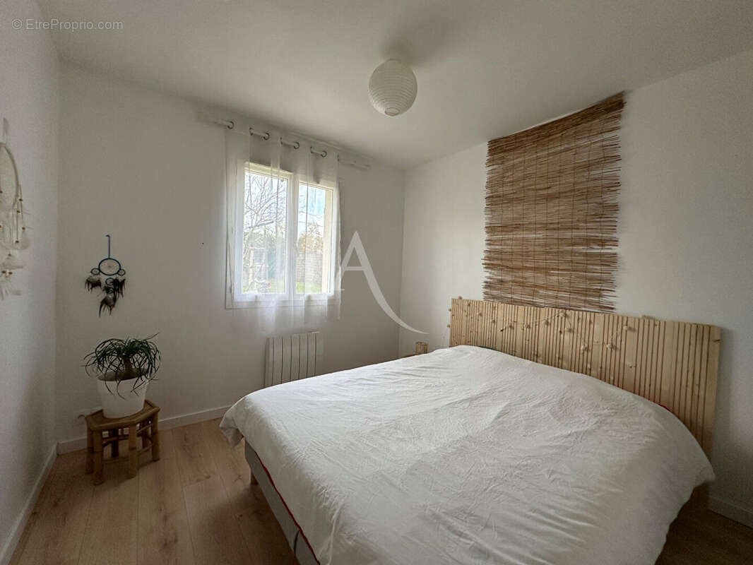 Maison à CINQ-MARS-LA-PILE