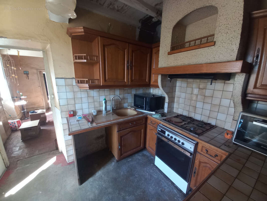 Maison à MONTESQUIOU