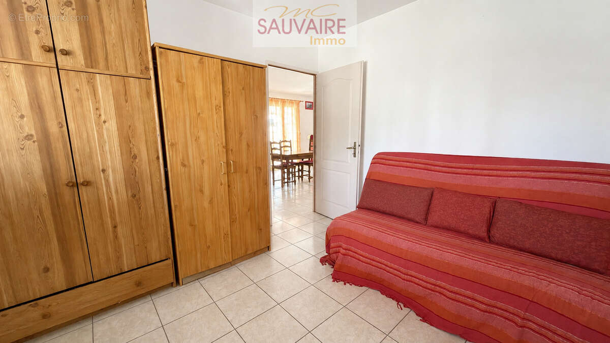 Villa de plain-pied, 3 chambres, avec beau terrain. - photo 12