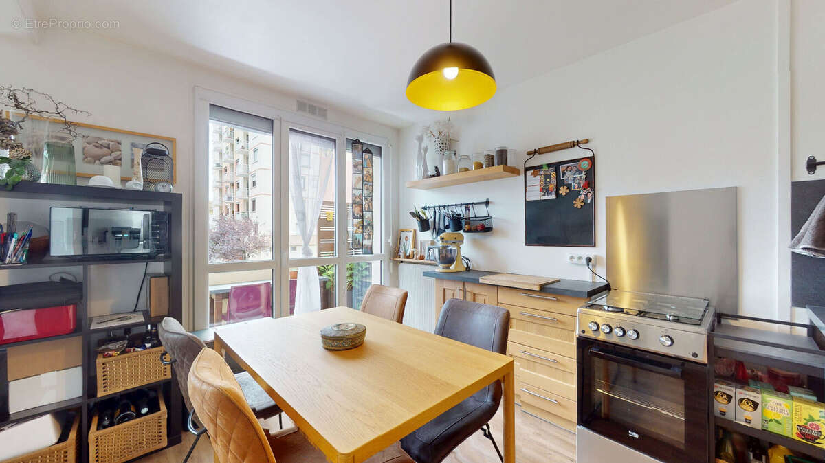 Appartement à ECHIROLLES