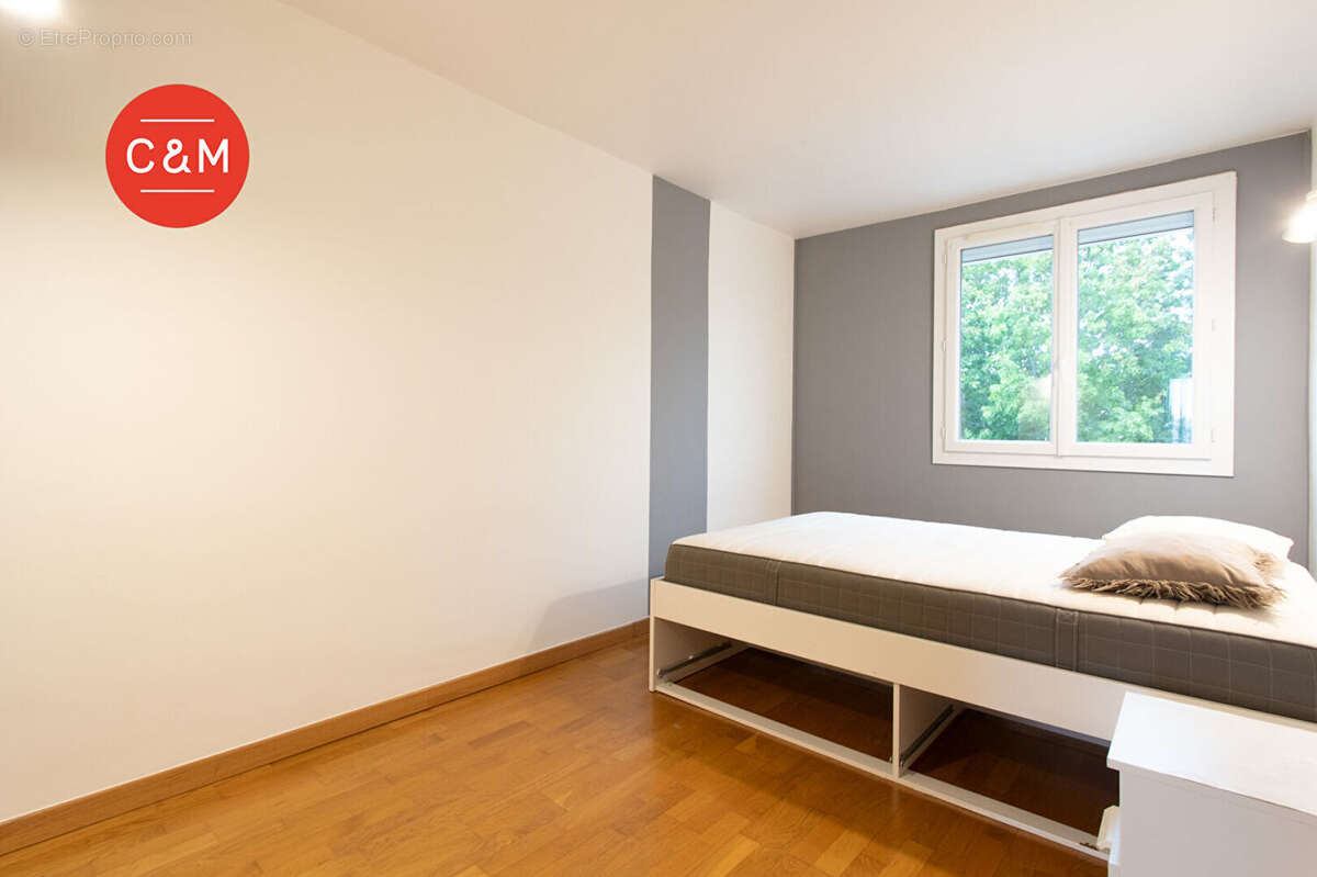 Appartement à REZE