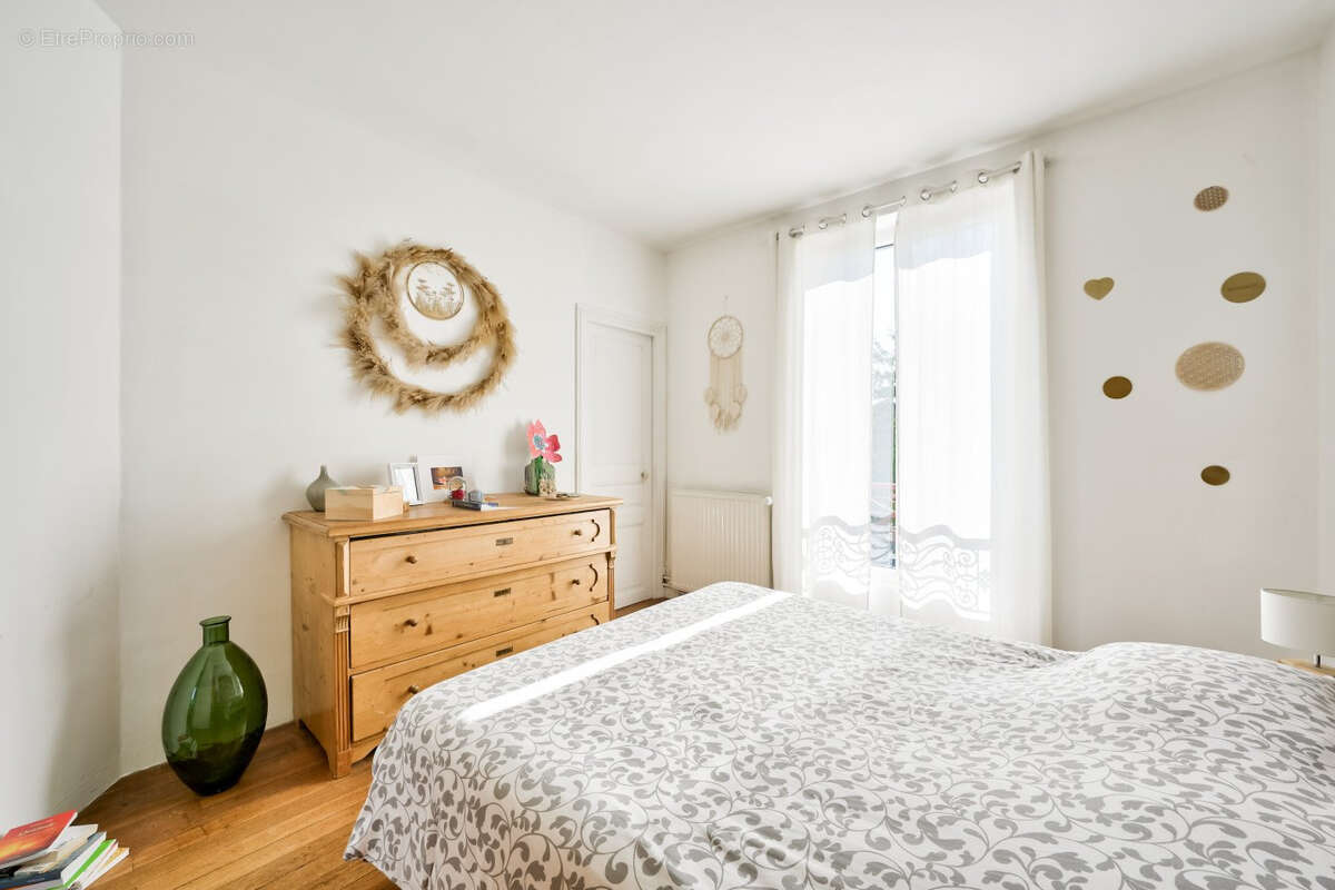 Maison à SAVIGNY-SUR-ORGE