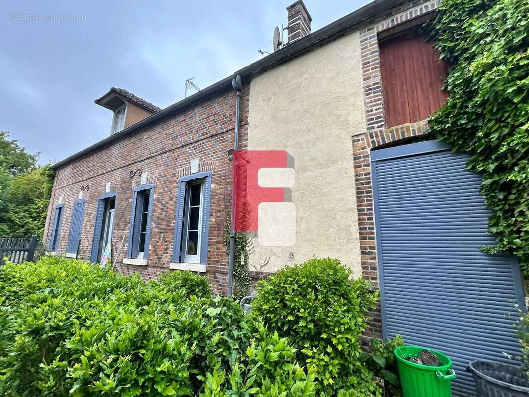 Maison à SAINT-FLAVY