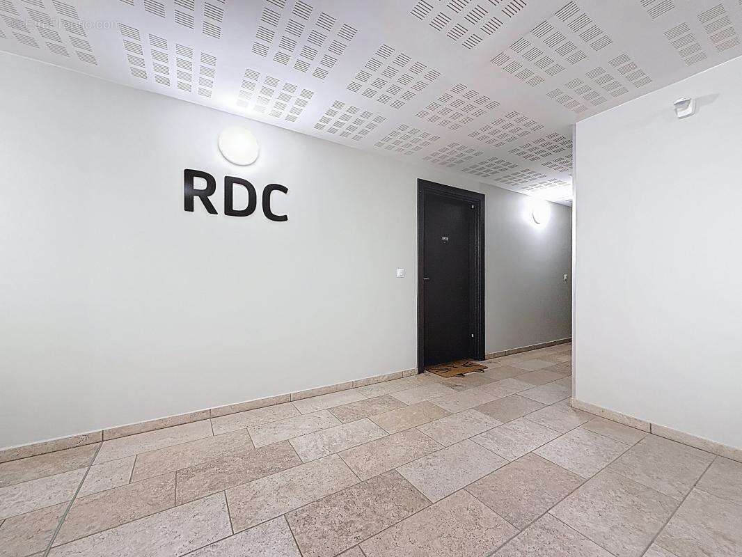 Appartement à PONT-EVEQUE