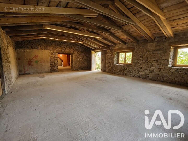 Maison 160 m² à Pailhares  - photo 9