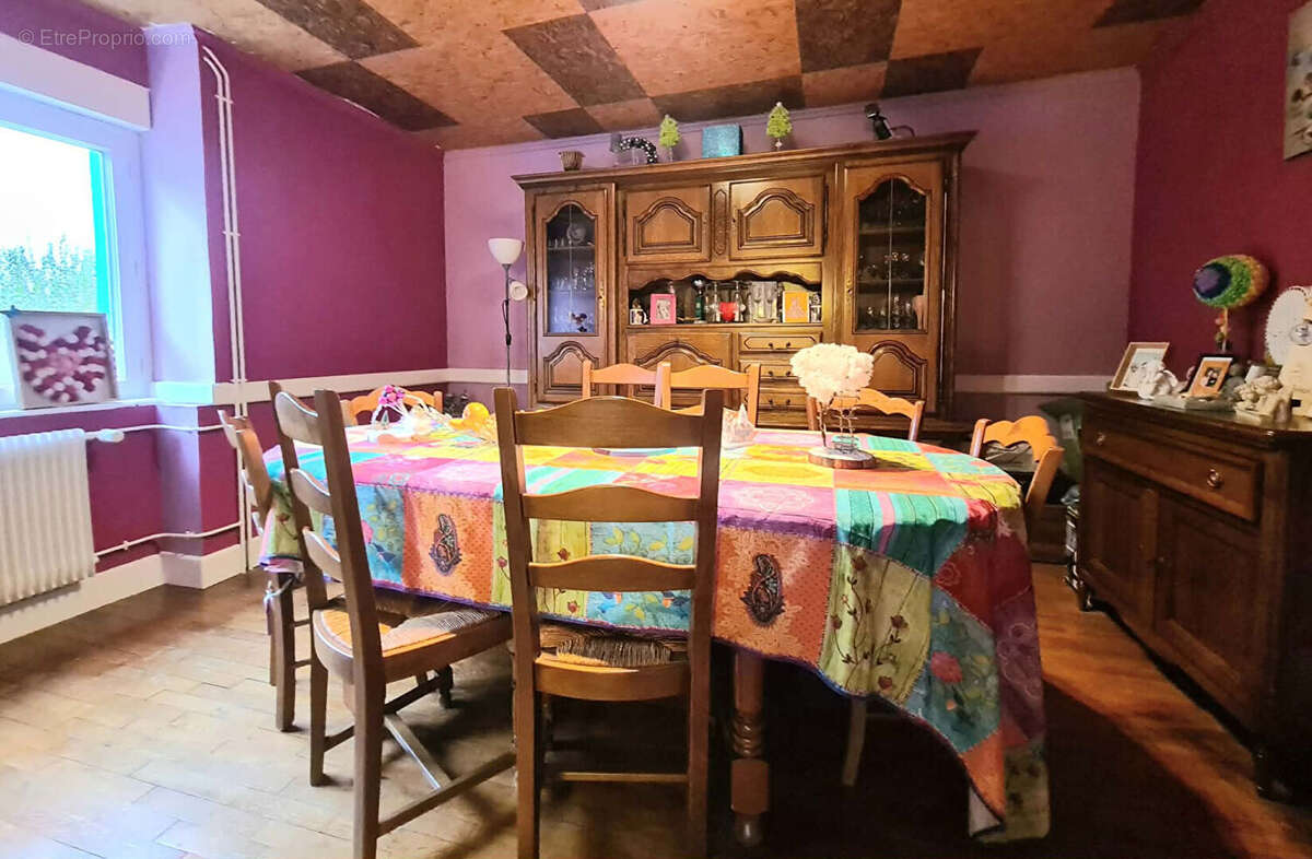 Maison à VAL-DE-MEUSE