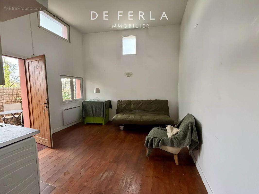 Appartement à SURESNES
