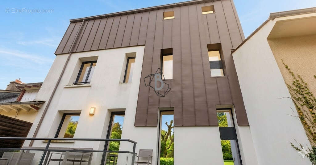 Maison de ville - 124m2 - rodez (layoule) - photo 2