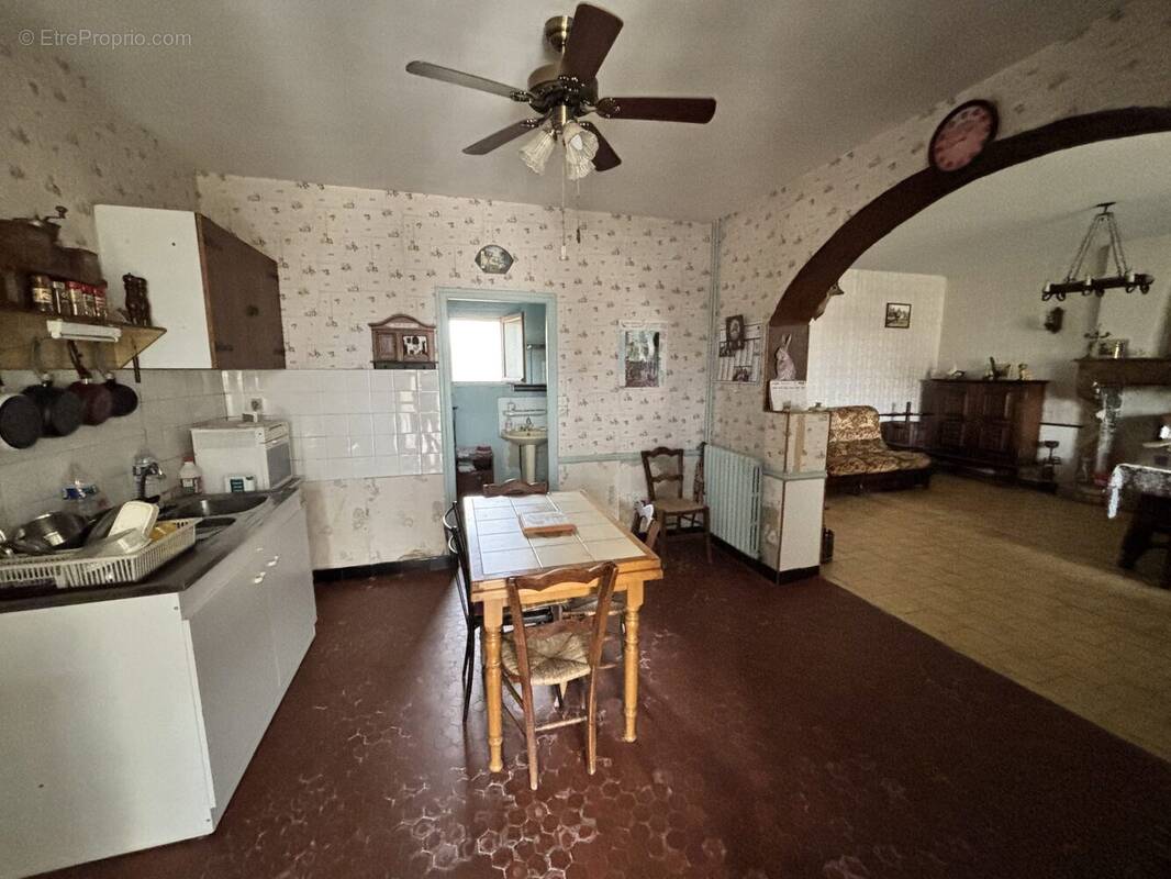 Maison à NEUVILLE-DE-POITOU