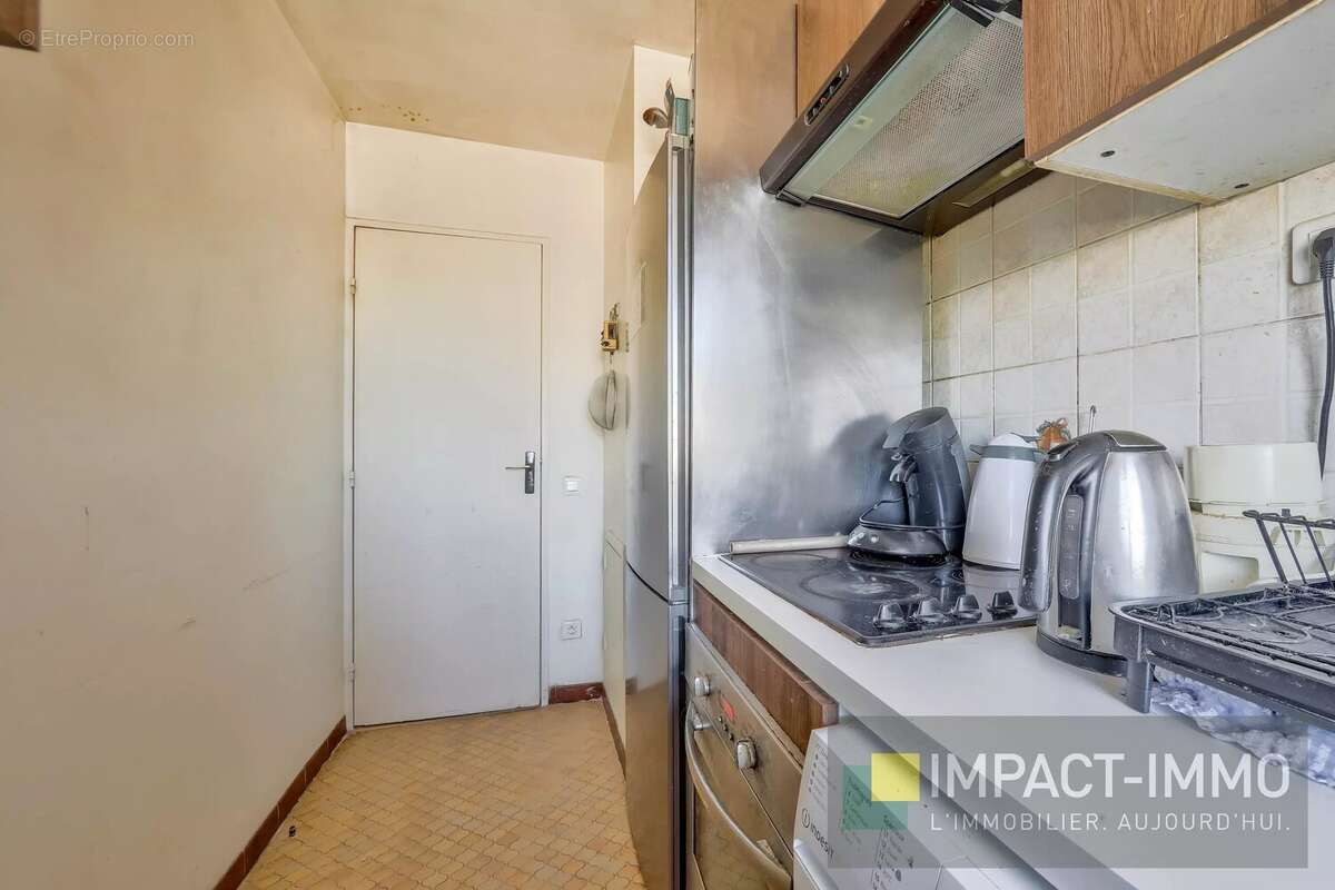 Appartement à COURBEVOIE