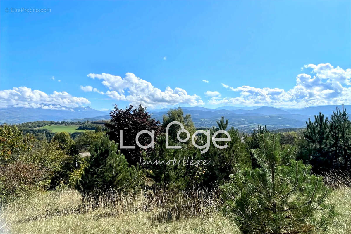 Terrain à LA FREISSINOUSE