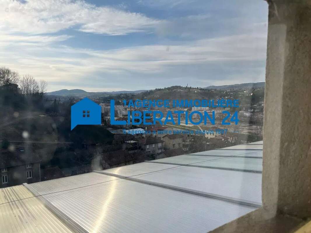 Maison à CHATEAUNEUF