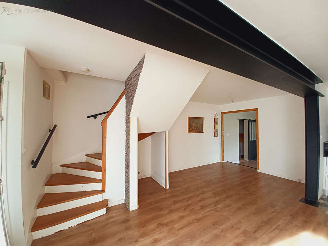 Maison à CARBON-BLANC