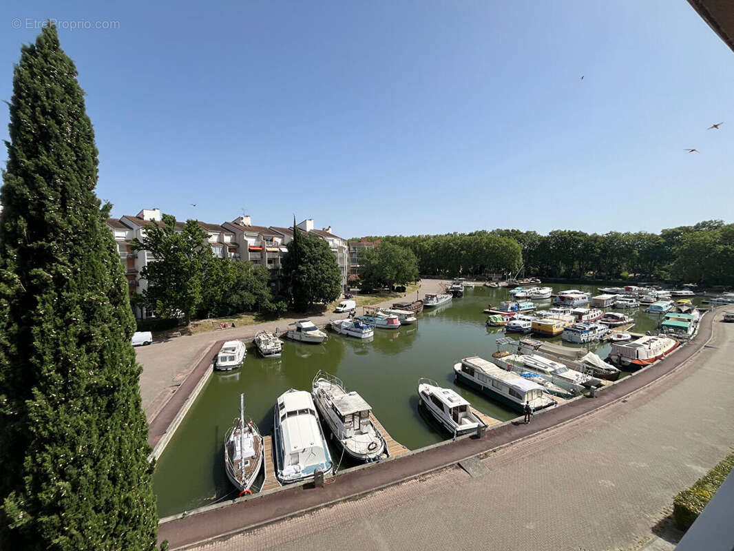 Appartement à RAMONVILLE-SAINT-AGNE
