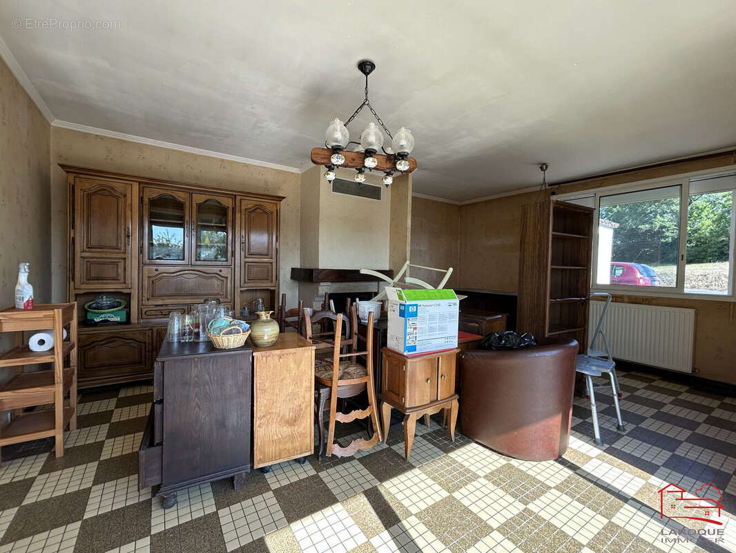 Maison 93 m² à Cauzac  - photo 7