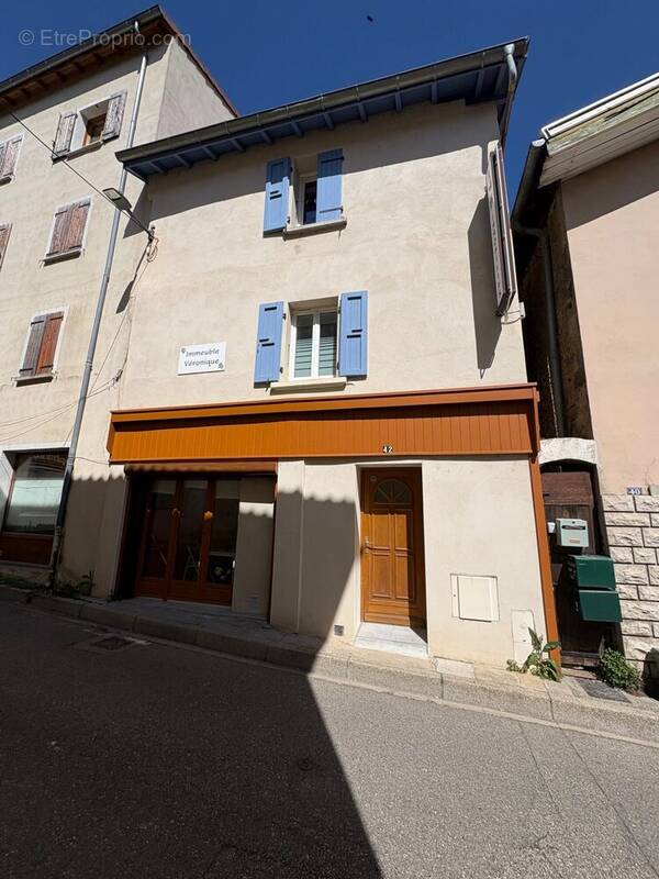 Appartement à BEAUREPAIRE