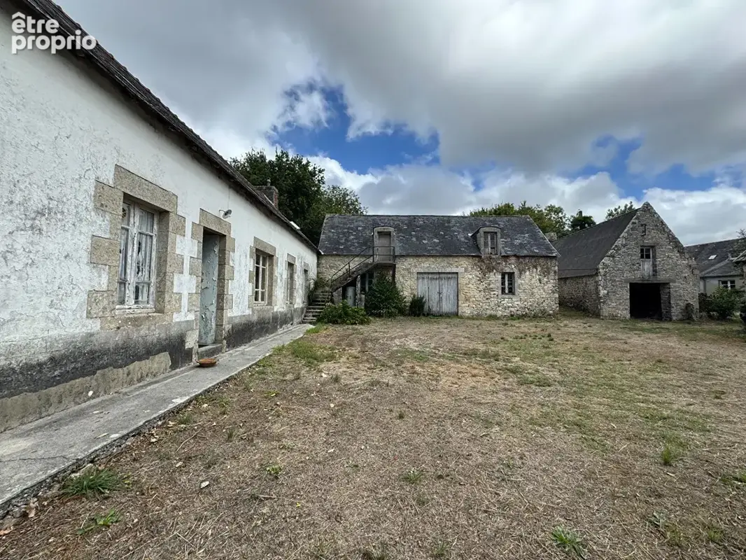Rare ? Ensemble en pierre à rénover, cour fermée, terrain de 2500 m² - photo 5