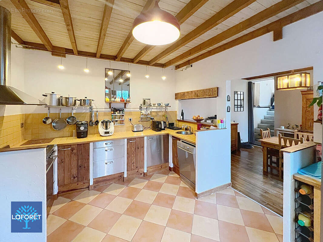 Maison à CORBEIL-ESSONNES