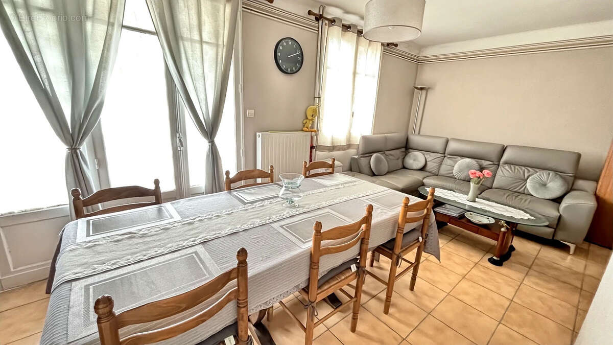 Maison à CHATEAUDUN