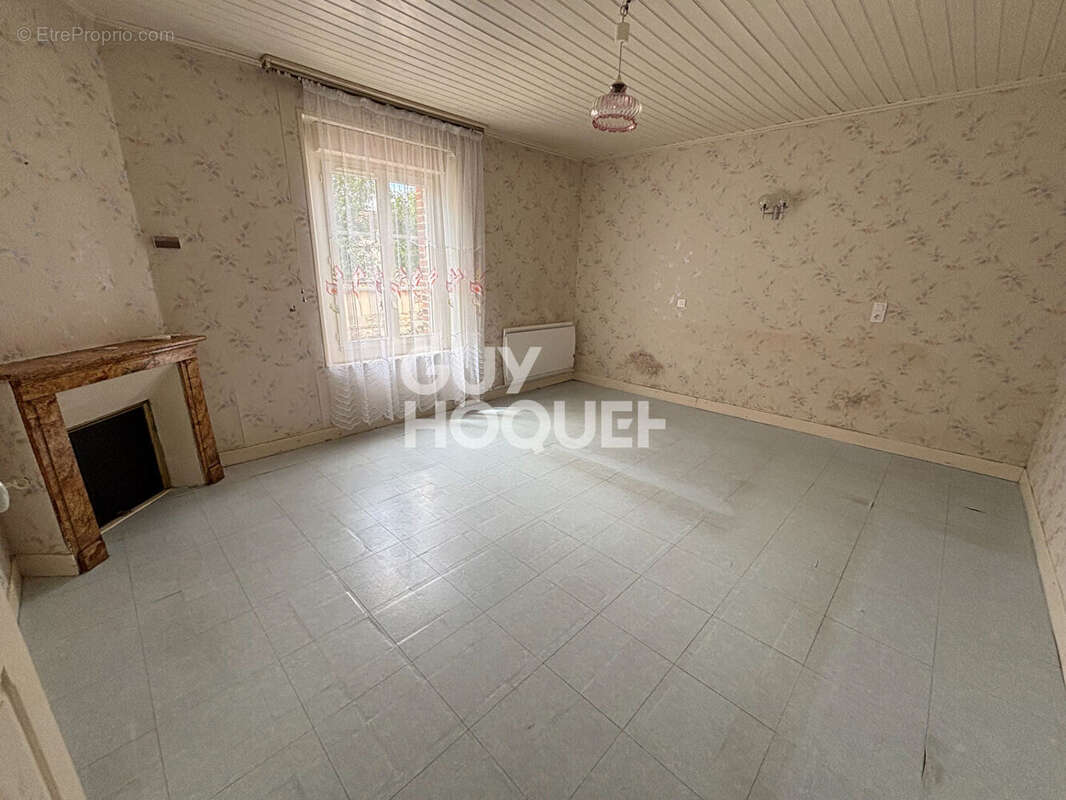 Maison Broussy Le Grand 7 pièce(s) 151.56 m2 - photo 4