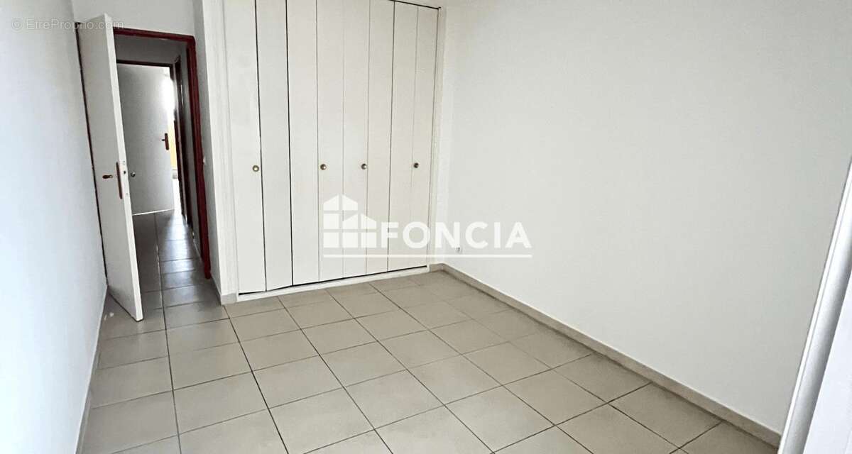 Appartement à LA LONDE-LES-MAURES