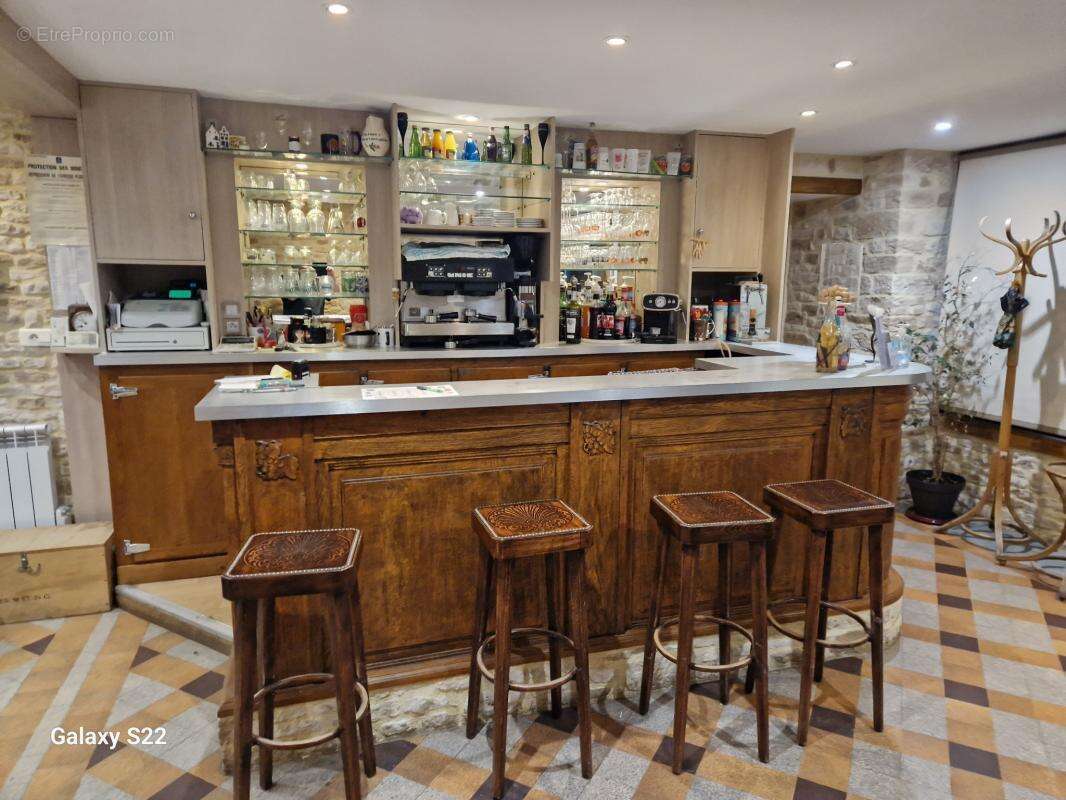 Commerce à COUR-CHEVERNY