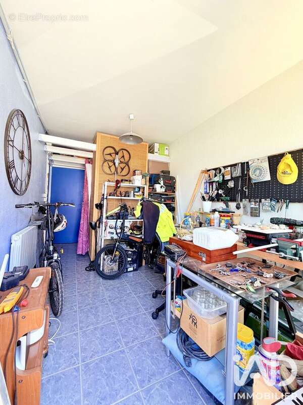 Photo 7