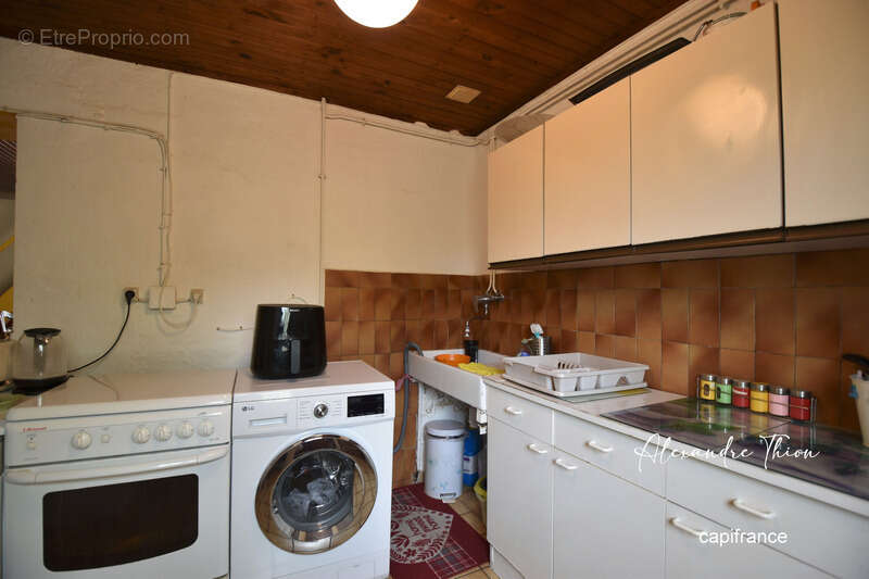 Maison à DOMPIERRE-SUR-VEYLE