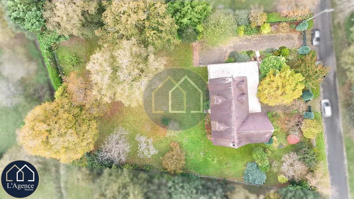 Maison à SAINT-PREST