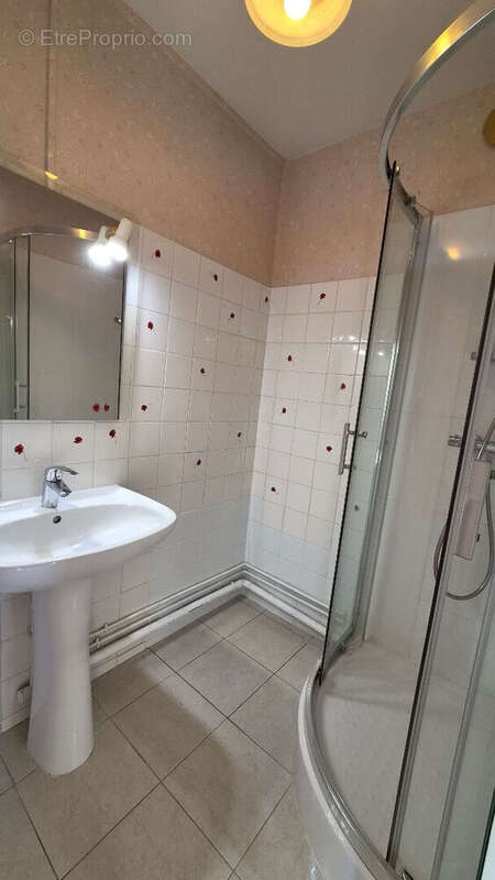 Appartement T3/T4 - 73m² - TOURS - photo 8