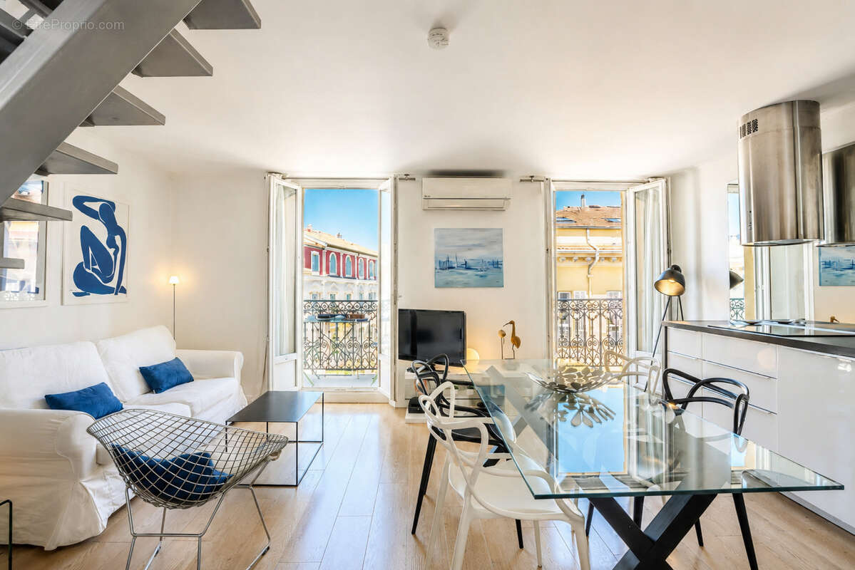 Appartement à NICE