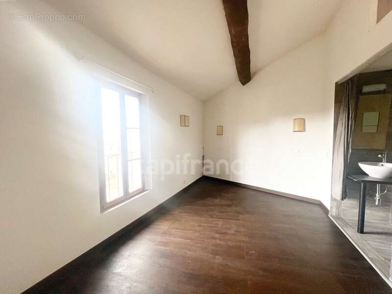 Maison à FORCALQUIER