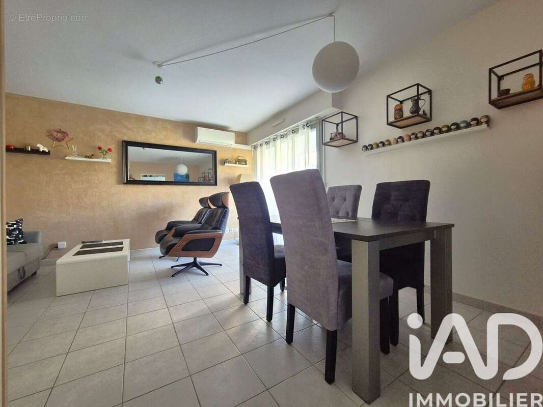 Photo 3 - Appartement à SAINT-LAURENT-DU-VAR