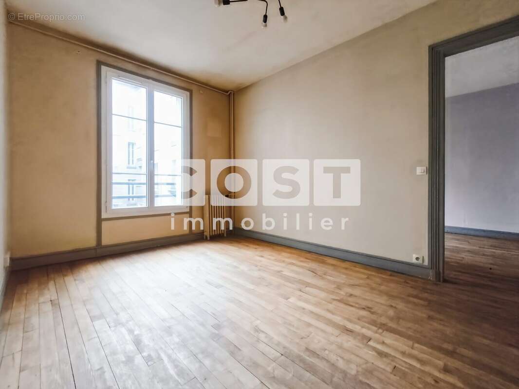 Appartement à ASNIERES-SUR-SEINE