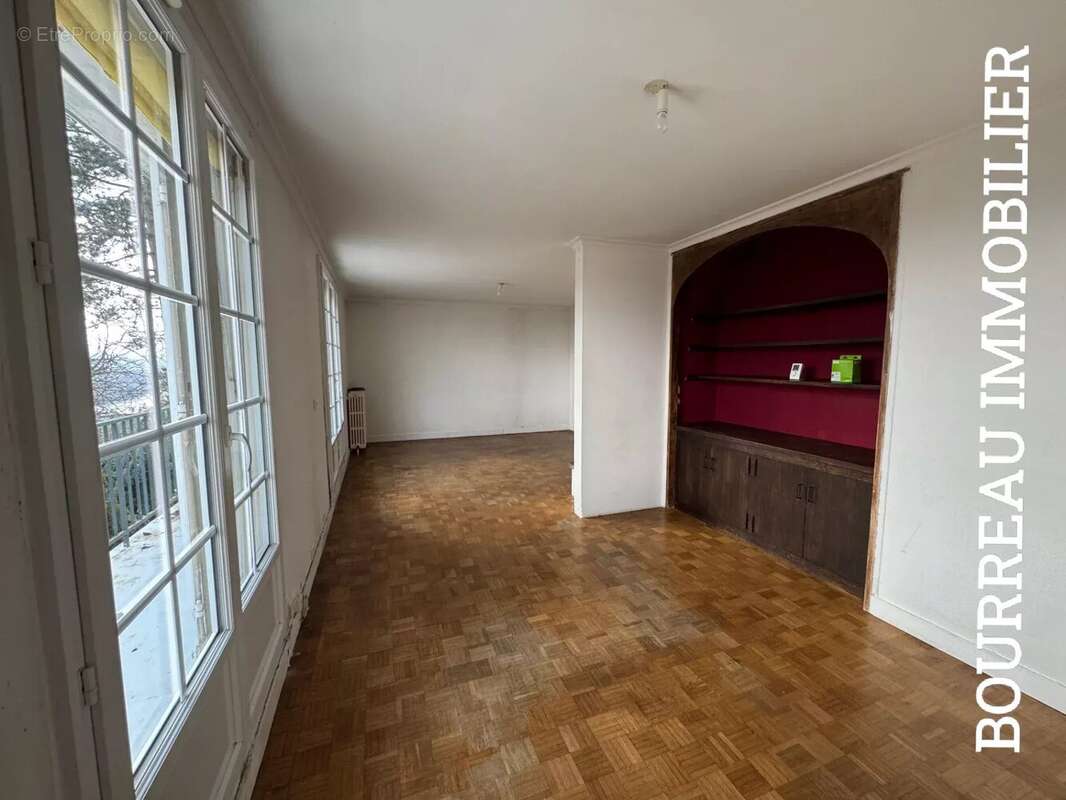 Maison à JOIGNY