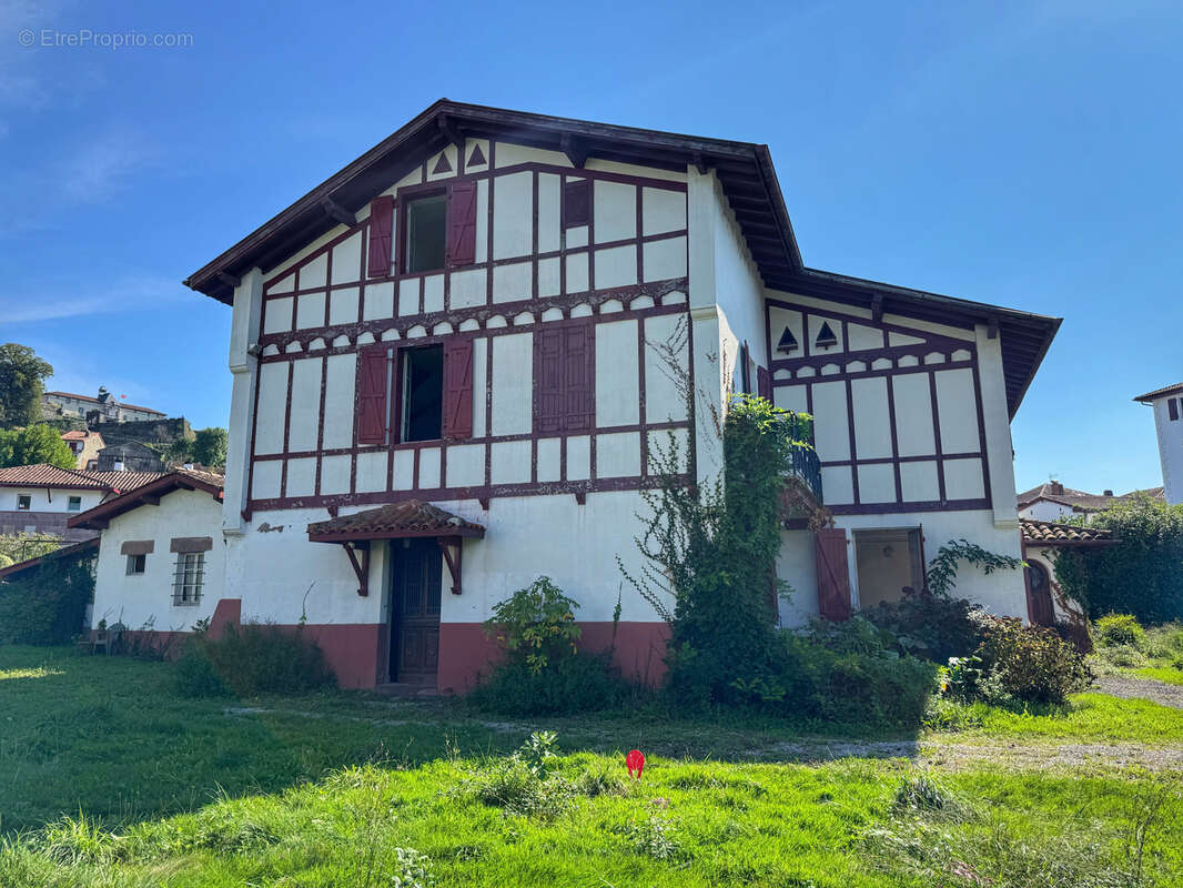 Maison à SAINT-JEAN-PIED-DE-PORT