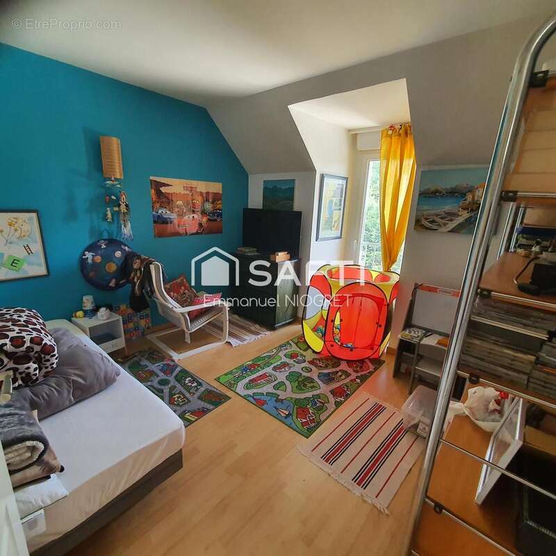 Maison 115 m² à Labruyere  - photo 9